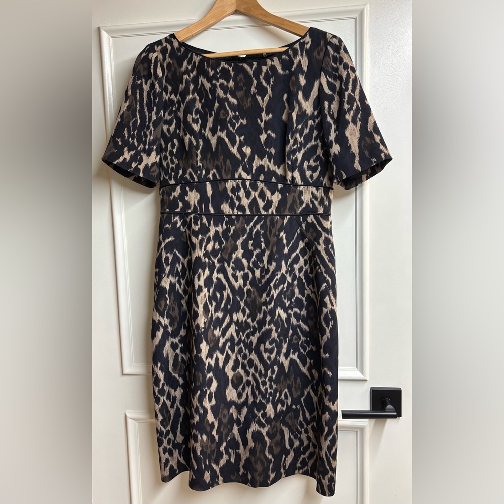 Elite Tahari animal print satin short sleeve dress